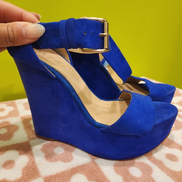 Aldo Suede Wedge Heels - Picture 1 of 4